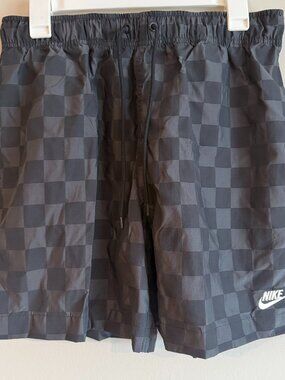 Nike FN3098-010 Mens Medium Standard Fit Checkered Woven Shorts Black Gray